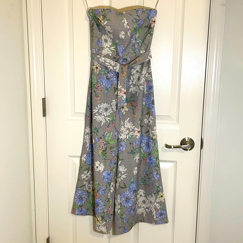 Strapless floral woman’s dress